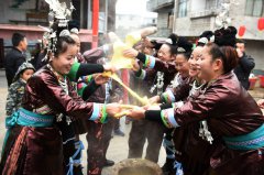 贵州黎平侗族同胞闹侗年